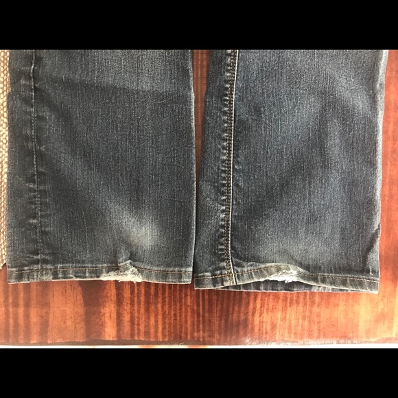 Express Barely Boot Zelda Ultra Low Rise Jeans - Picture 6 of 6